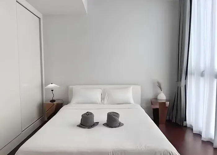 Apartment Hyde Sukhumvit 11 At Nana Bts Station