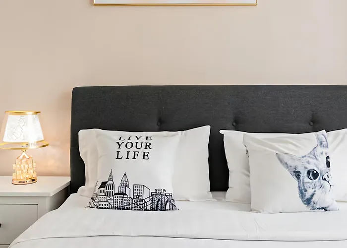 Apartment Hyde Sukhumvit 11 At Nana Bts Station Bangkok