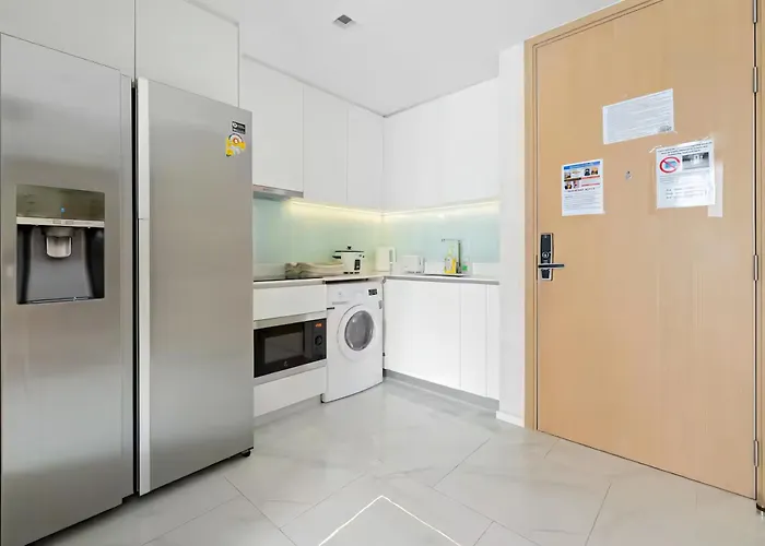 Apartment Hyde Sukhumvit 11 At Nana Bts Station