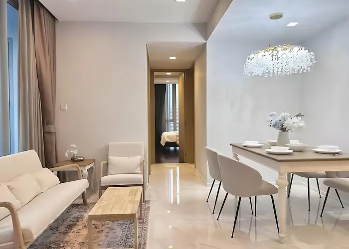 Hyde Sukhumvit 11 At Nana Bts Station Apartment *