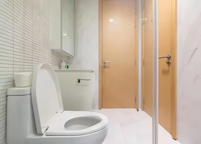Apartment Hyde Sukhumvit 11 At Nana Bts Station
